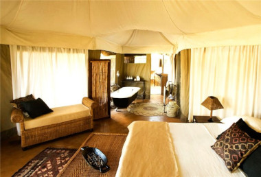 Mchenja Bush camp bedroom