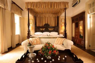 Victoria Falls Honeymoon suite