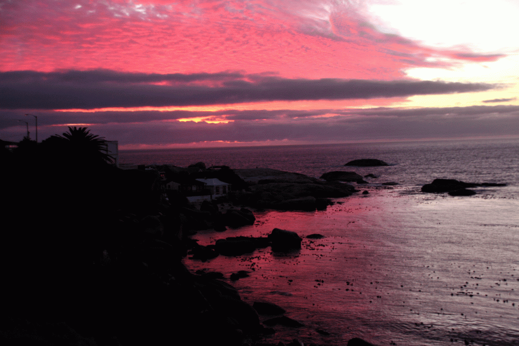 Cape Town Sunset over Bakoven