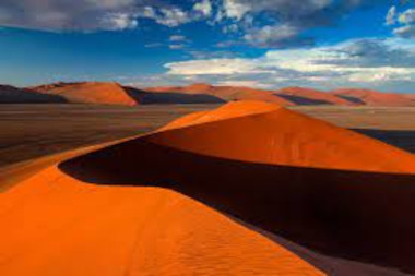 Image of the sossusvlei dunes Namibia tour and safari